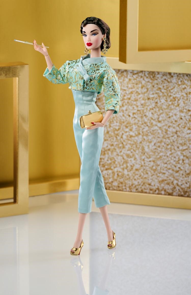 Item 75051 Dream In Aquamarine Coralynn Cora Kwan™ Dressed Doll 3