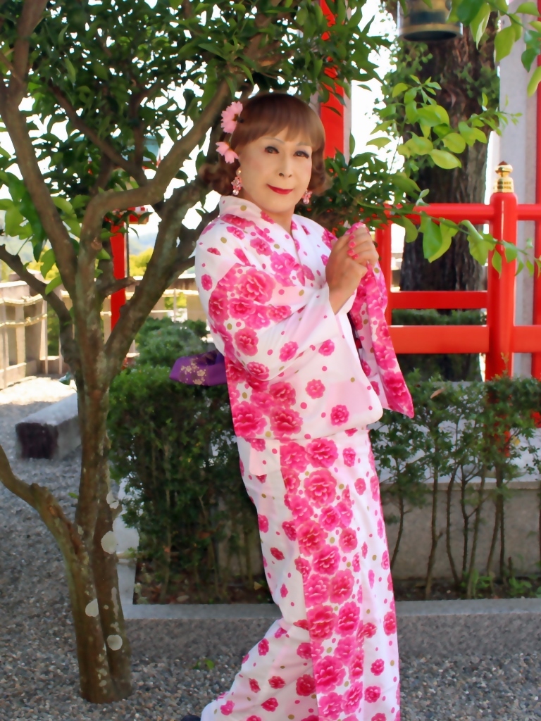 白地にピンク花柄浴衣織姫神社B(4)