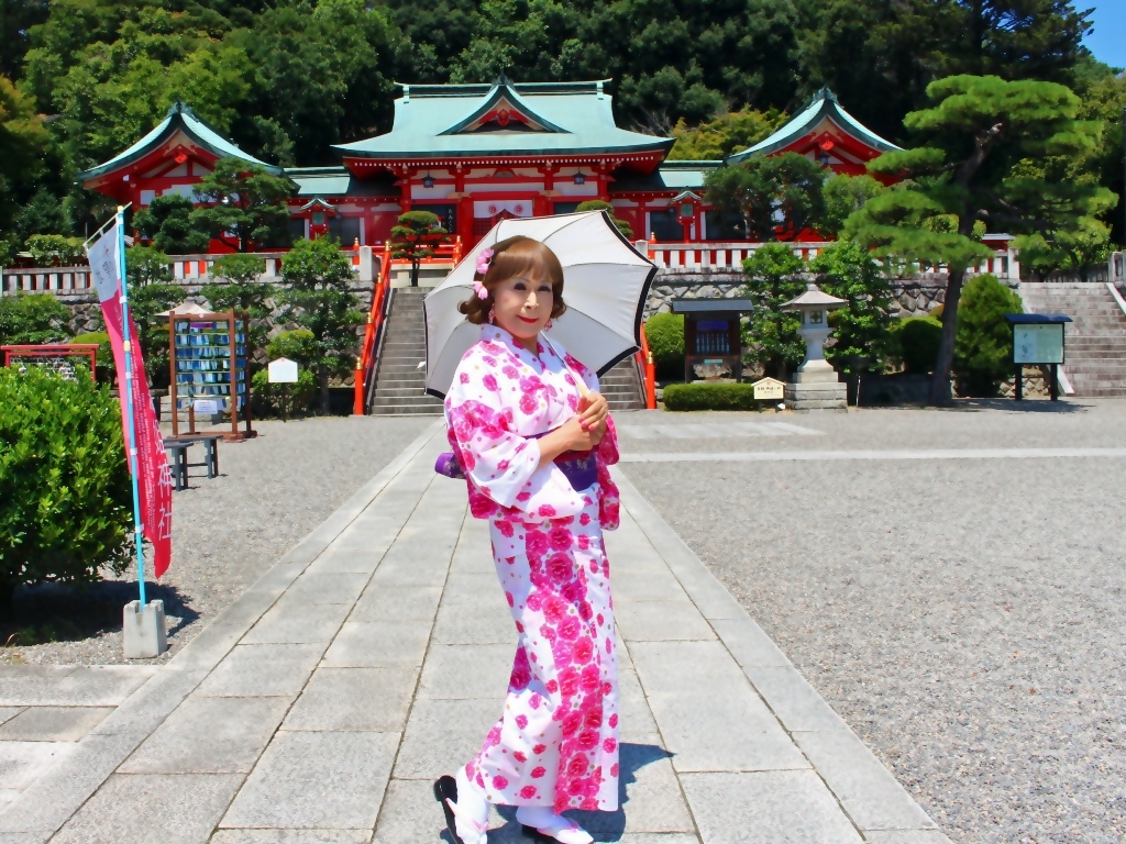 白地にピンク花柄浴衣織姫神社B(8)