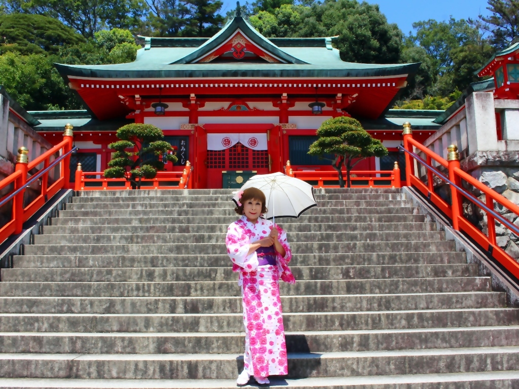 白地にピンク花柄浴衣織姫神社B(9)