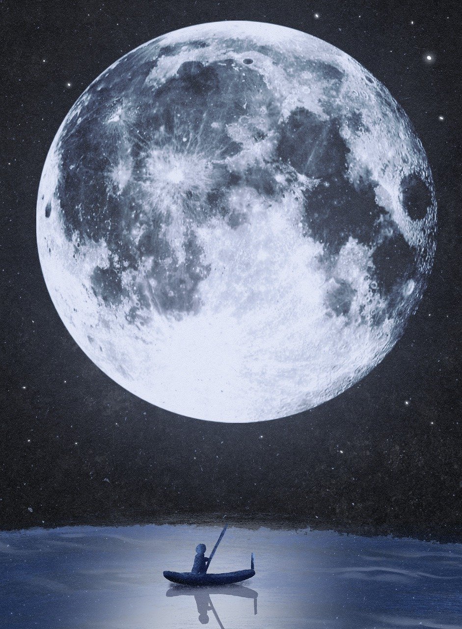 moon-7674557_1280.jpg