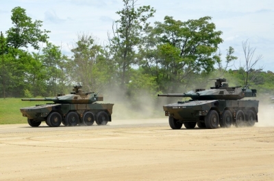 近接戦闘部隊の機動戦闘車が進出 大久保駐屯地創立66周年
