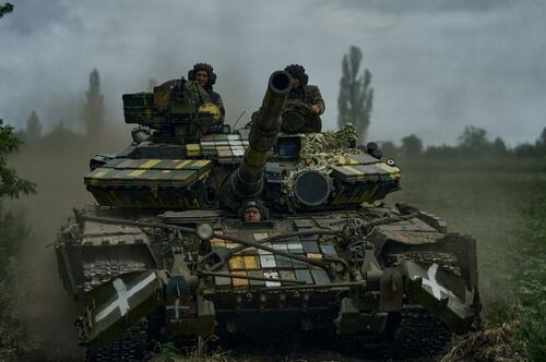 ウクライナの戦車は、ハンガリーとトルコで精製されたロシアの石油で動いている