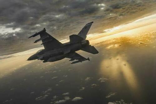 ウクライナ、欧米連合は既に F - 16 公約に背いていると表明