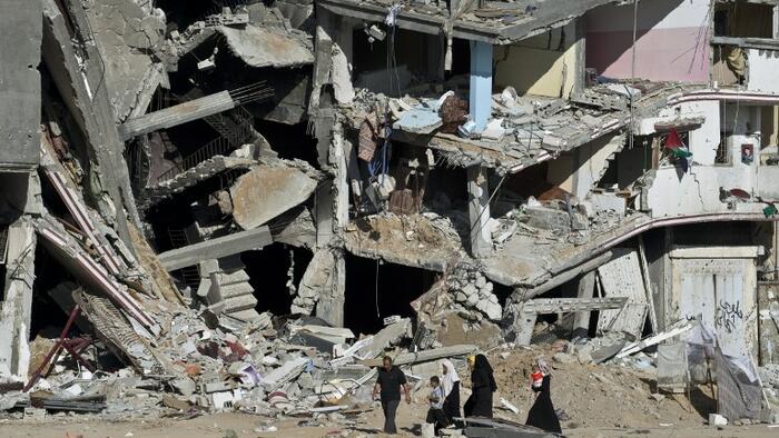 ガザ地区で全建造物の 50 ％以上が損壊または破壊される