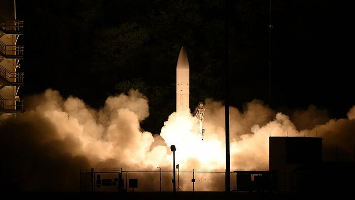 米国防総省、初の極超音速ミサイルの発射実験を土壇場で中止　原因は不明