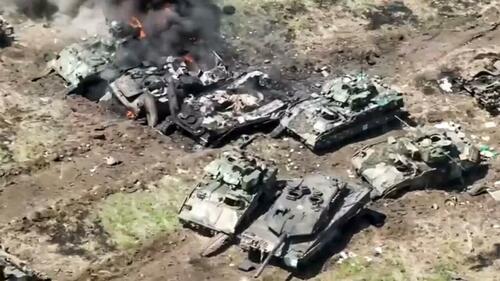 「我々のトロフィー （戦利品） 」 ： ロシア、奪ったレオパルド戦車とブラッドレー歩兵戦闘車を公開 - エンジンは依然稼動中