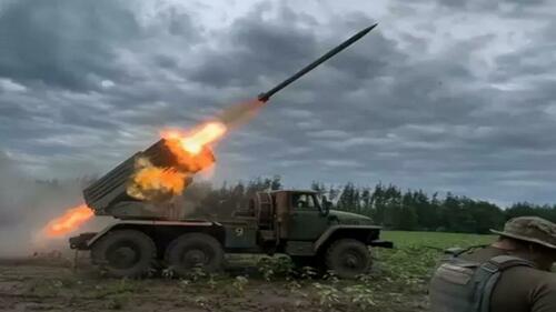 ukraine-troops-fire-powerful-mslr-bm-21-grad-missile-to-repel-russians.jpg