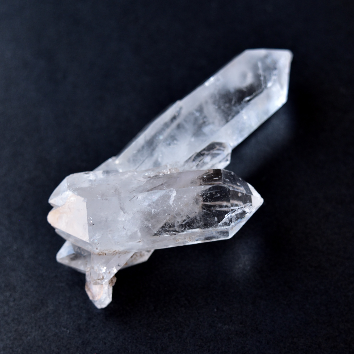 鉱物[高透明]バロチスタン 水晶 クリスタル c125 - 置物