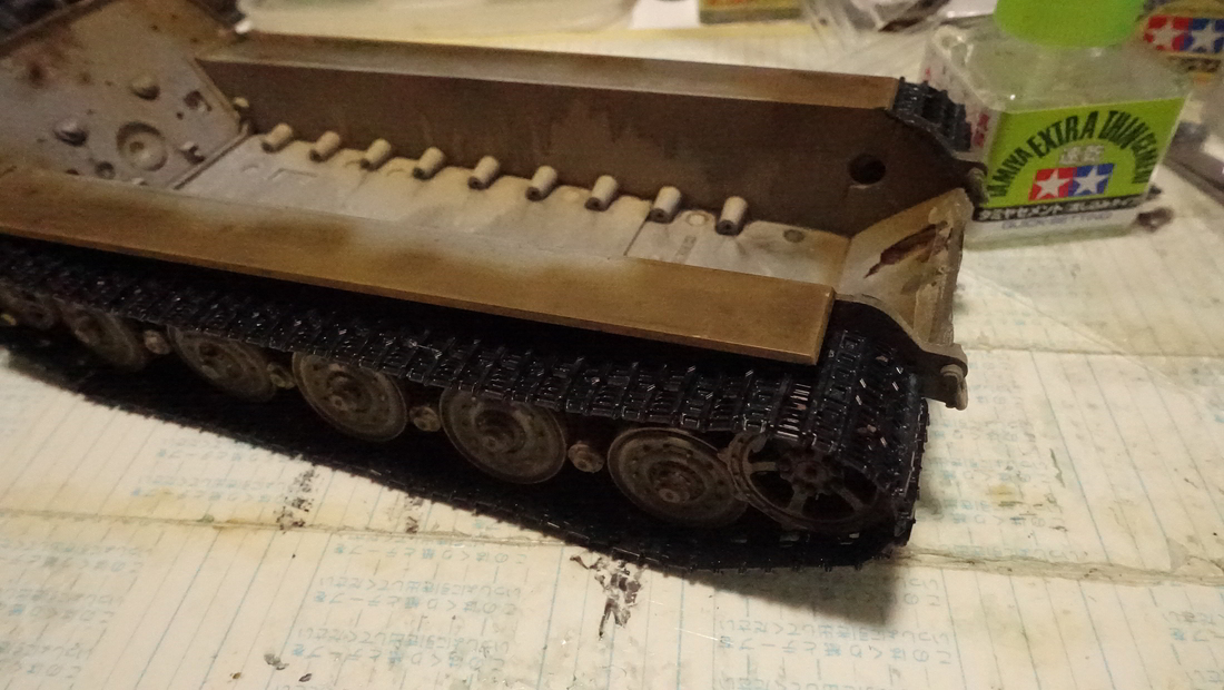 タミヤのミリタリーミニチュアシリーズ  No.169 ドイツ 重戦車キングタイガー(ポルシェ砲塔) その１３
