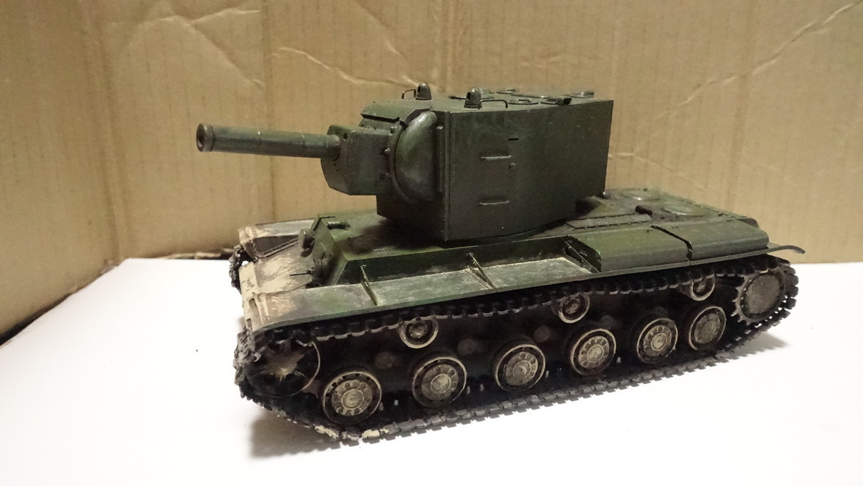 トランペッター ソ連軍 KV-2重戦車 その１０